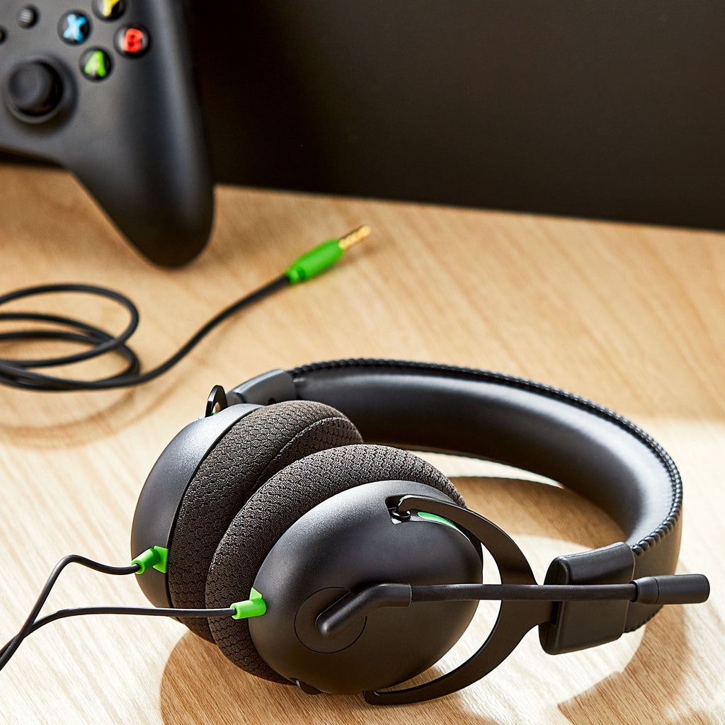 onn Wired Gaming Headset Compatible with Xbox Series X/S and Xbox One X/S, Black and Green